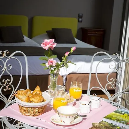 Hotell De La Terrasse Villersexel