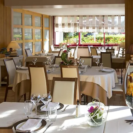 Hotell De La Terrasse 3*